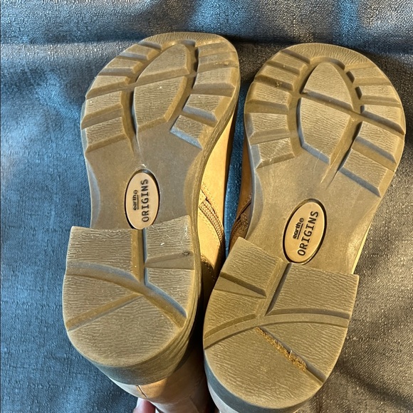 Earth Origins Light Brown Lace-Up Boots - Picture 5 of 11